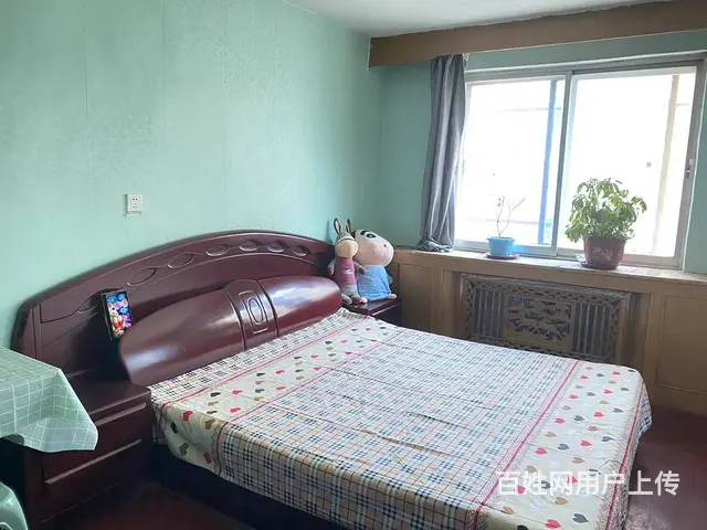 近中街大悦城，东中街地铁A口旁 850元/月，押一付一 4楼 - 图片 1