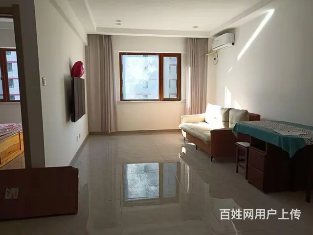 东方银座7楼80平朝向南，两室两厅一厨一卫，精装修，家具家电 - 图片 2