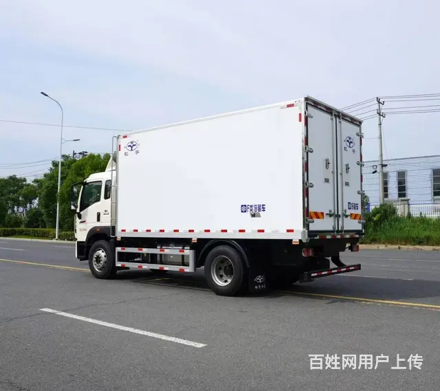 6.8米重汽豪沃冷藏车 全国包挂靠 购置税减半 - 图片 2