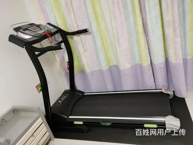 亿健品牌跑步机 - 图片 3