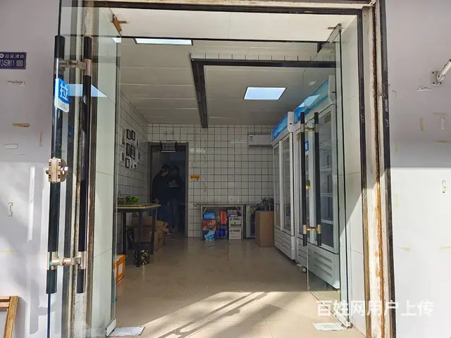 5638（金铺网）东湖小区西门餐饮店低价转让（有天然气） - 图片 2