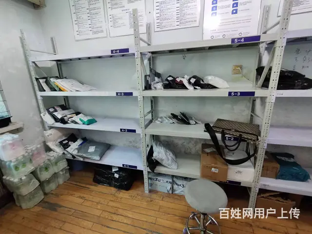 沈河区两个小区内快递驿站出兑 - 图片 1