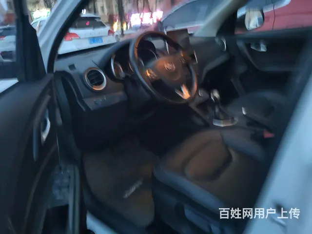 奔腾X40 2018款 1.6 手自一体 网红版 互联智酷型 - 图片 8