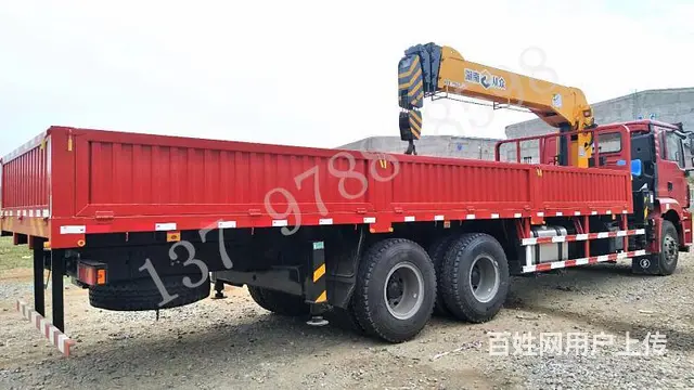 陕汽德龙后八轮飞涛12吨四节直臂随车吊 - 图片 6