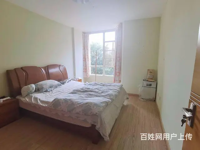 路馨小区 金路苑5房 精装修别墅 出售 带花园 屋 - 图片 5