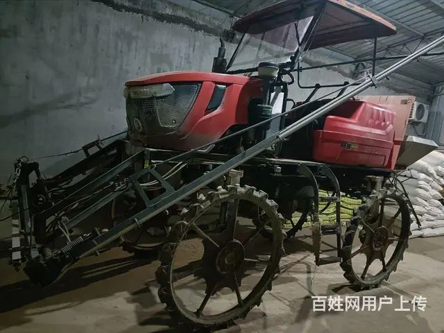 个人一手四轮四驱打药撒肥机，照片就是实物，人格保证 - 图片 2