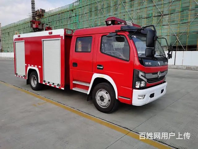 东风多利卡4吨水罐消防车多少钱一台 - 图片 1