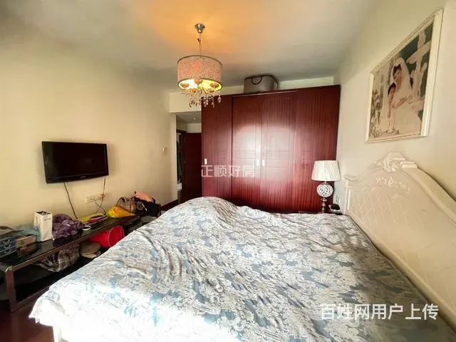 新香洲梅华西路旁御景国际精装修四房户型方正客厅出阳台 - 图片 4