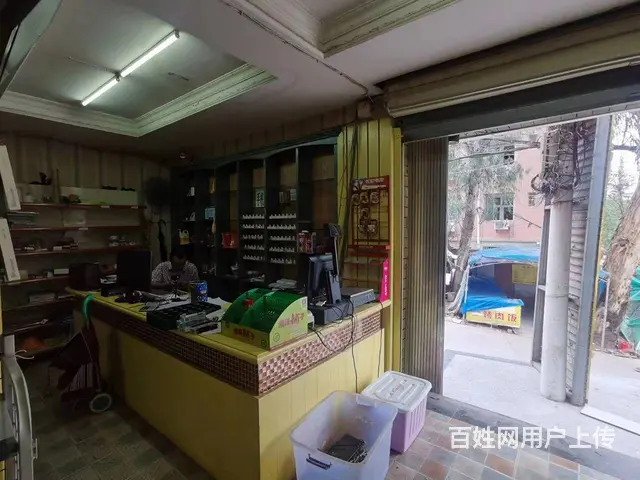 旺铺居）职业技术学校正门口旁空铺转让带烟草证 - 图片 7