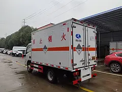 蓝牌9类杂项厢式运输车多少钱一台