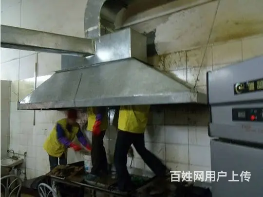 昆山市花桥酒店饭店单位油烟机清洗 商场油烟管道清洗 - 图片 1