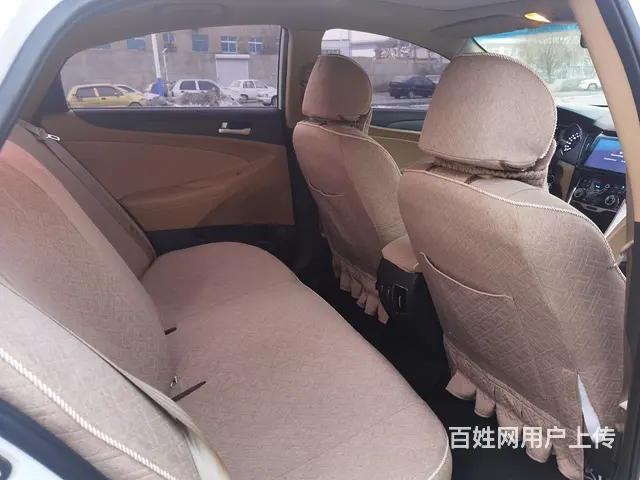 现代 索纳塔 2011款 第八代索纳塔 2.0 手自一体 T - 图片 8