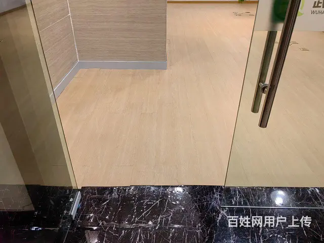 房东直租！武汉光谷总部国际小户型精装写字楼+新装修新家具 - 图片 1