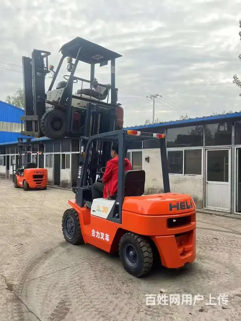 附近个人二手叉车，3吨3.5吨5吨淘汰，性能精品！ - 图片 1