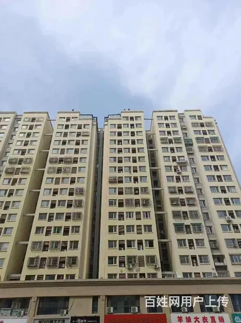 市 精装两居室 户型方正 楼层低 有证可贷款 停车方便 - 图片 7