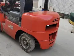三两叉车 都是真家伙 好开好用