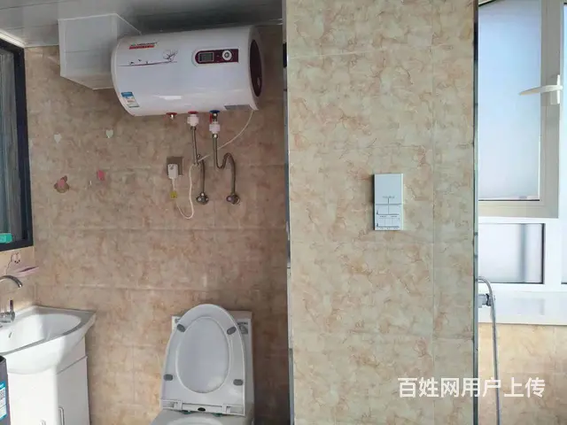 五一街4楼45平1室1厅精装床冰箱洗衣机热水器空调月租120 - 图片 2