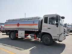 12吨东风油罐车 来电有优惠