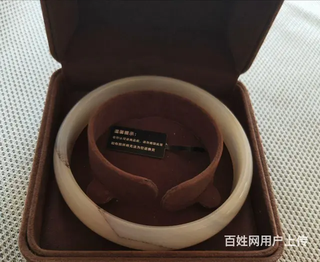 天山翠手镯 冰翠手镯 雪翠手镯 - 图片 1