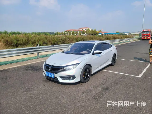 本田 思域 2017款 1.0T 无级 180TURBO 舒 - 图片 2