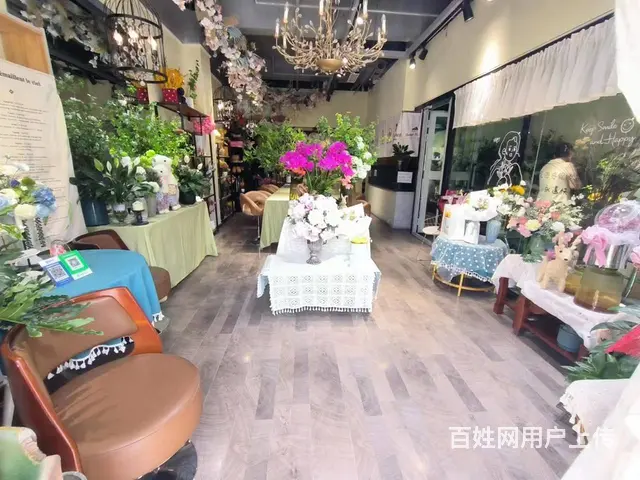 B个人一丝路旅游小镇花店转让，可招合伙人，可空转 - 图片 2