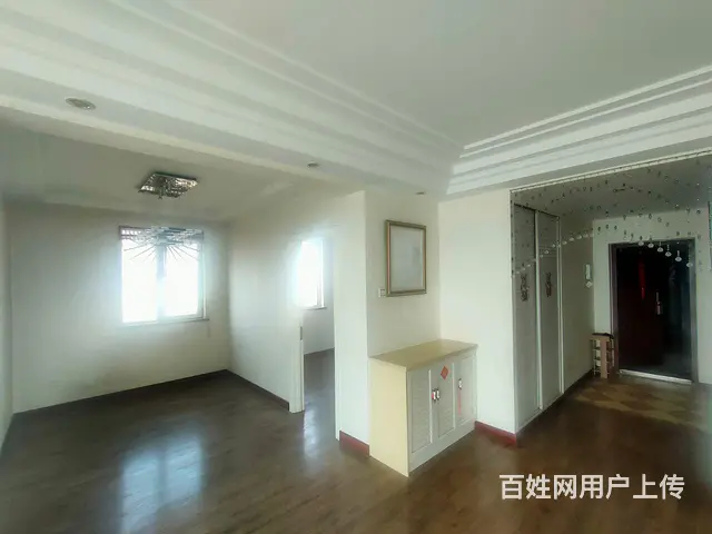 中央公馆三居两卫，卧室两南一北，全天采光，视野开阔！ - 图片 6