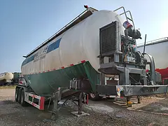 石家庄福连达运输公司19年50方机组华宇罐车