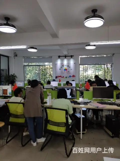 贵港成人电脑培训 住宿+推荐工作 学会为止 - 图片 1