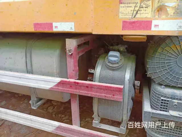 国五17年德龙F3000后八轮自卸375马力6米2 - 图片 7