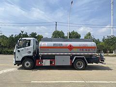 国六东风多利卡8.5方油罐车多少价格