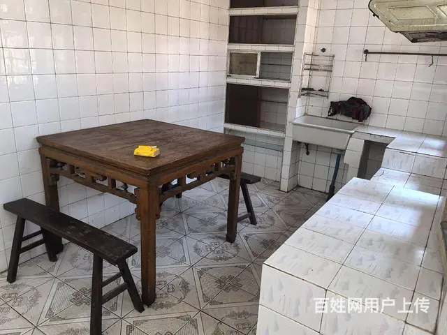 房东直租，白云新村旁刘家村一楼一室一厨一卫500/月押一付一 - 图片 1