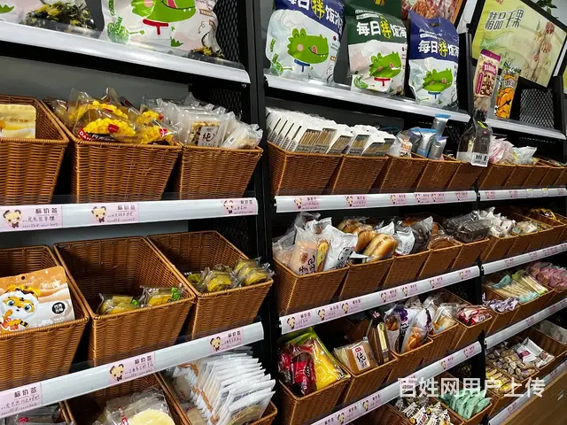 （同城乐铺推广）玉泉西路30平零食店转让，临街客流量大 - 图片 2