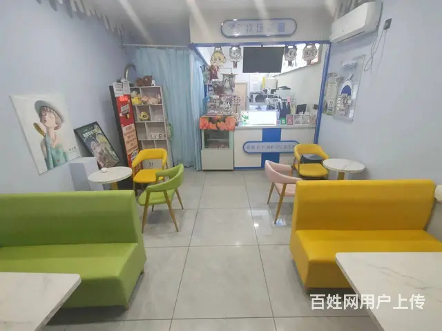 学院路柏林四季饮品店出兑 大学围绕 - 图片 1