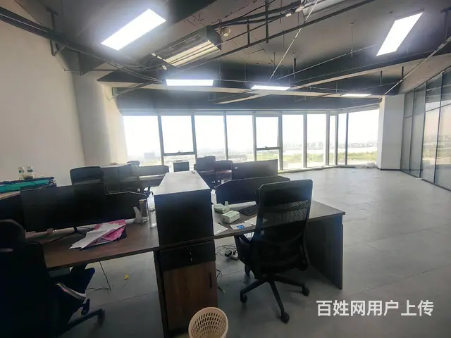 新城淮海金融大厦210平高层南向看大龙湖全景 - 图片 3