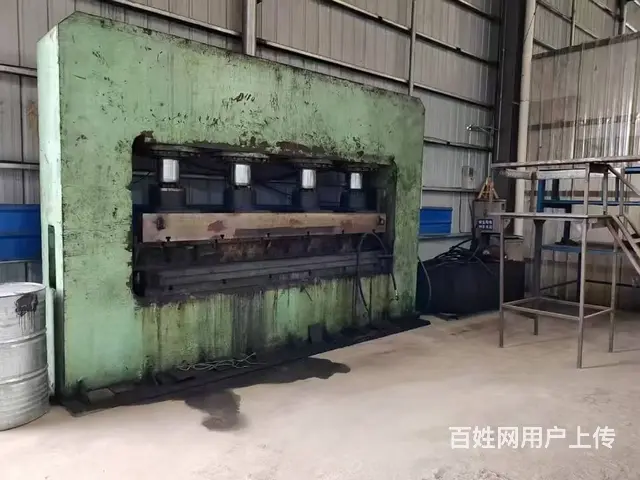 出售1200吨钢板压头机，预弯机 - 图片 1