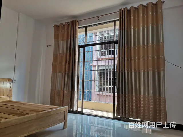 玉林市玉州区万良里224号 公寓1厅 精装修 - 图片 1