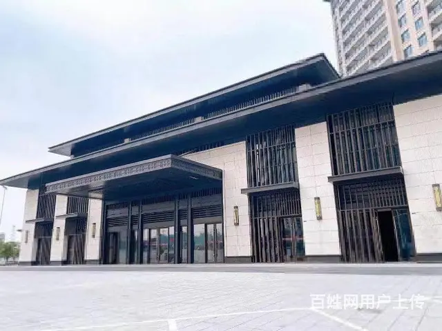 急售小面积妇幼保健院旁纯一层小区门口底商门口好停车一手直签 - 图片 1