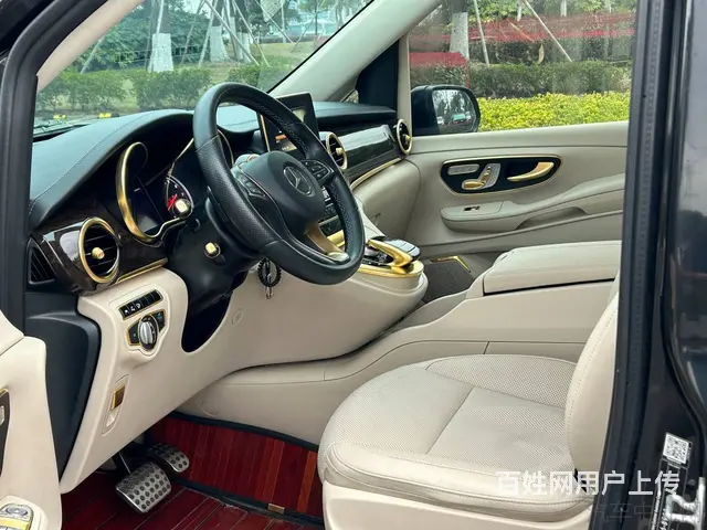 奔驰V级 2017款 V 260 2.0T 手自一体 尊贵版 - 图片 6