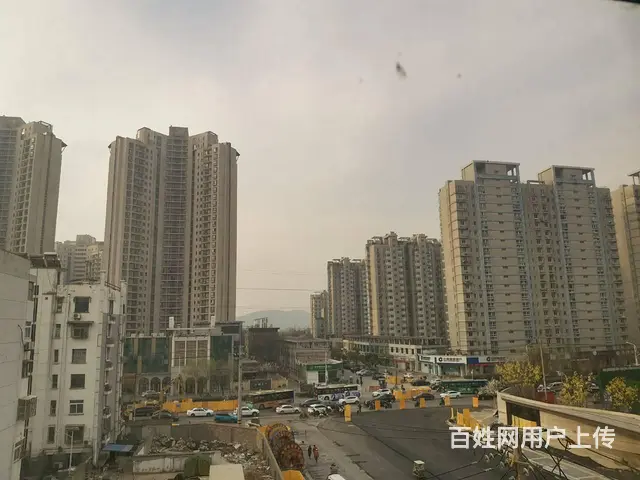 湖滨西村(泉山) 普通住宅1厅 简单装修 - 图片 1