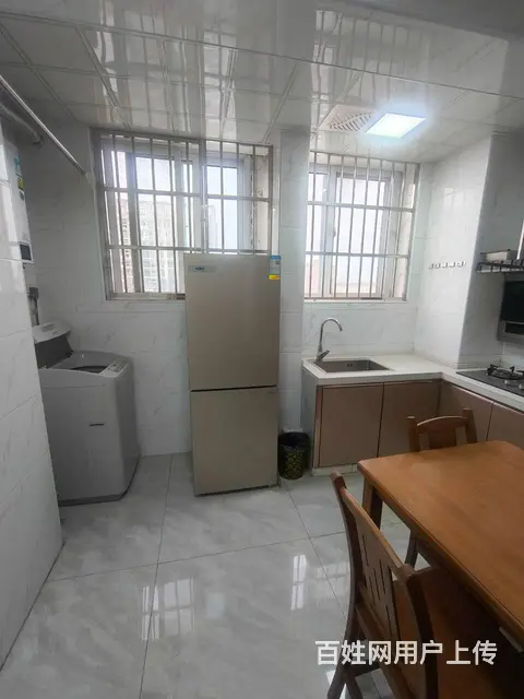 万达广场精装公寓22楼900元 普通住宅 精装修 - 图片 1