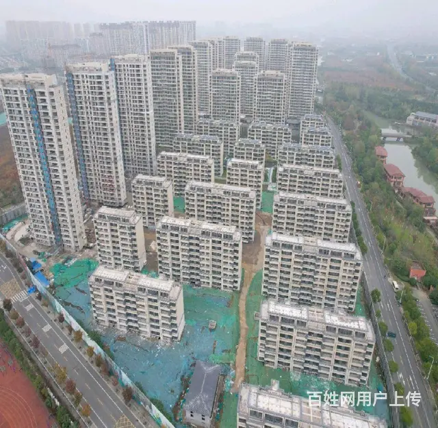 地铁2号线，美的世茂云筑沿街商铺，单价8500起 - 图片 9