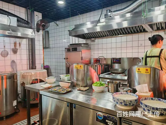 5089（爆铺网）同德广场旁餐饮小吃店转让 - 图片 6