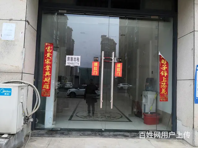羊山新区新六大街旺铺出租 - 图片 4