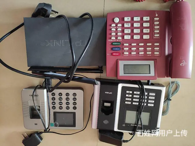 闲置转让多台办公用指纹考勤机 路由器 电话机 - 图片