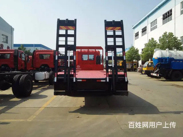 30吨东风后双桥大型平板拖车厂家直销现车充足 - 图片 5