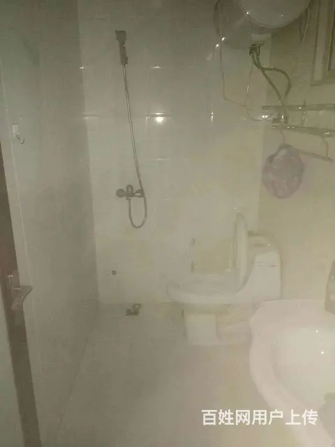 三台门小区 普通住宅1厅 简单装修 多层可租 - 图片 2
