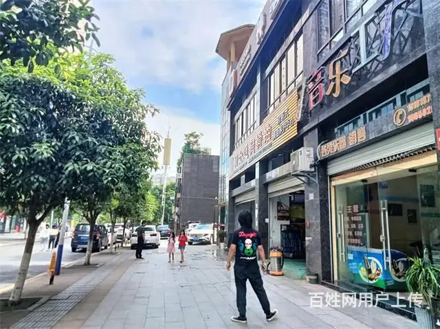【同城搜铺网】  南外升华广场附70平旺铺转租（一二楼格 - 图片 2