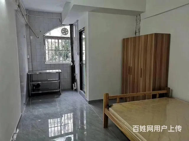 石榴园单身公寓出租，新装修，三楼，部分​‌‌​‌‌​‌‌家私 - 图片 2
