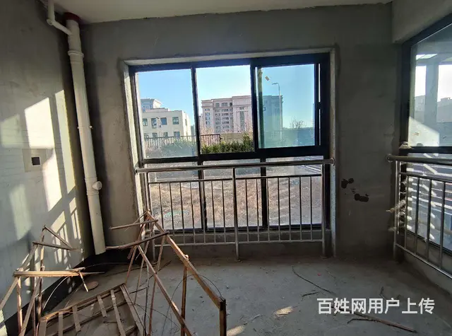 悦东城 电梯房 一楼带院  3室 - 图片 2