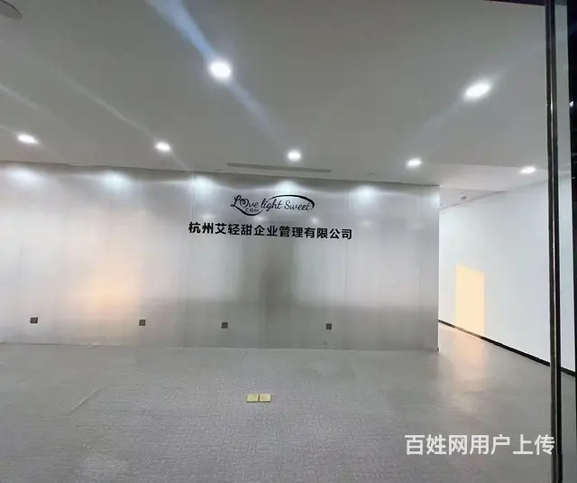 地铁口招人方便 800方顶楼整层带双露台 高利用率 实图呈现 - 图片 7